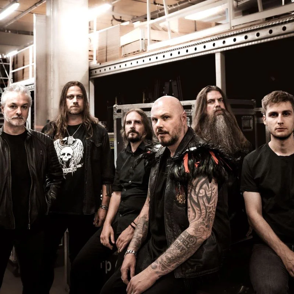 Soilwork lança 'Night Whispers & Shining Lights' para fechar o ano de 30 anos de carreira